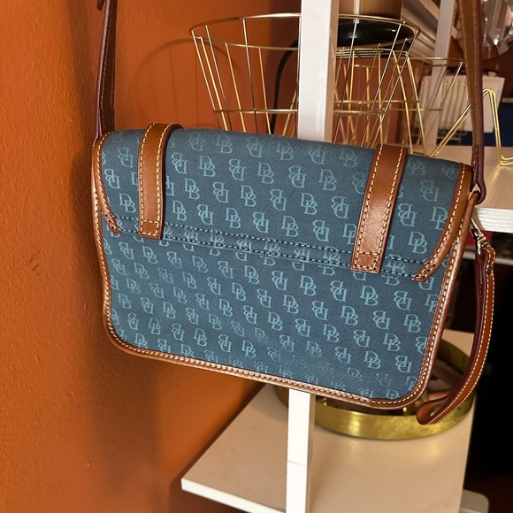 DOONEY & BOURKE Denim Signature Print Set (NWOT) - Picture 8 of 10